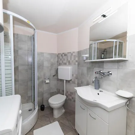 아파트 Varosino *